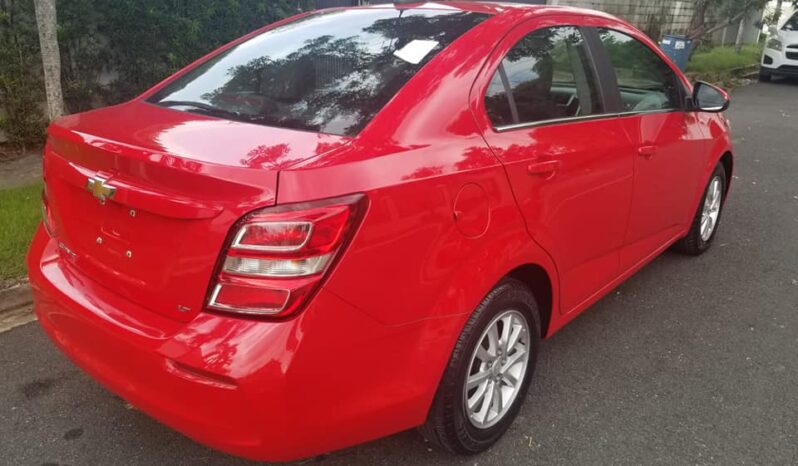 
								Chevrolet Sonic LT full									