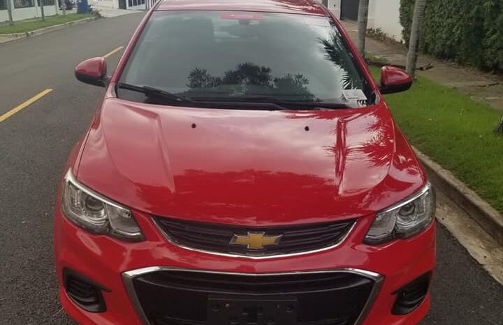 
								Chevrolet Sonic LT full									