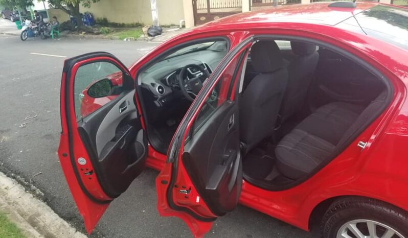 
								Chevrolet Sonic LT full									
