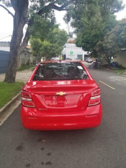 
										Chevrolet Sonic LT full									