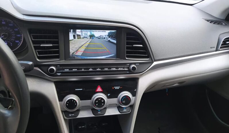 
								Hyundai Elantra full									