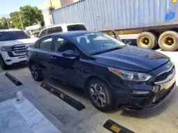 
										Kia Forte full									