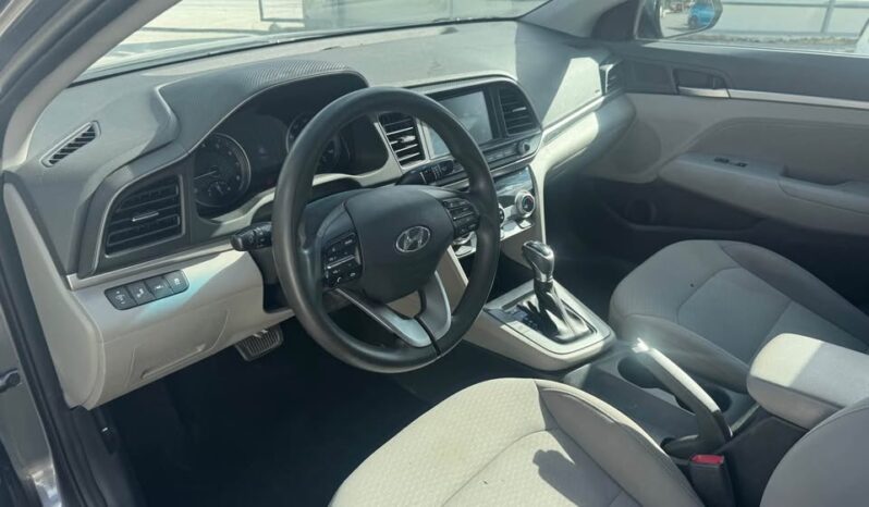 
								Hyundai Elantra full									