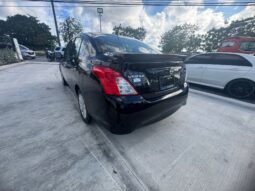 
										Nissan Versa 2017 full									
