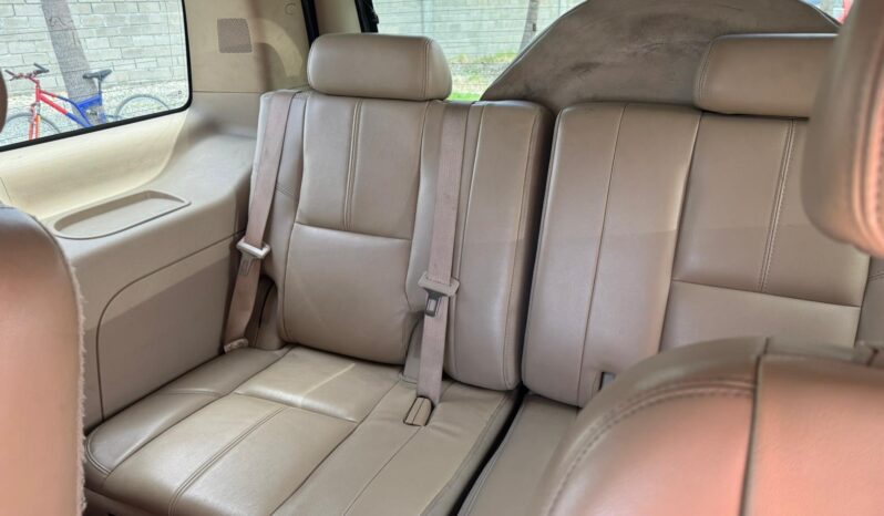 
								Chevrolet Tahoe 2007 full									