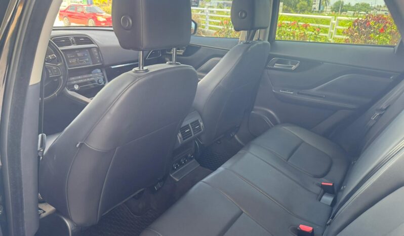 
								Jaguar F-PACE full									