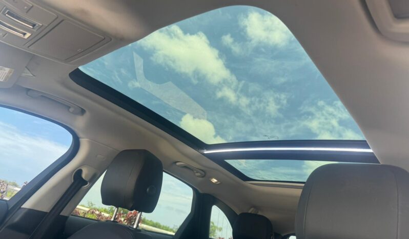 
								Jaguar F-PACE full									