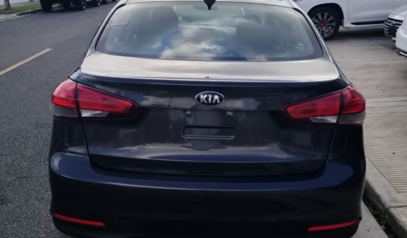 
								Kia Forte 2017 full									