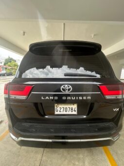 
										Toyota Land Cruiser VX full									